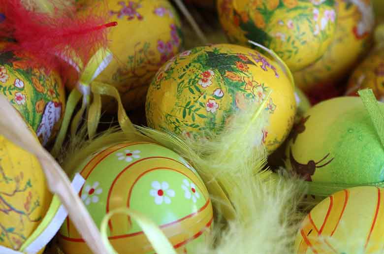 Chasse aux oeufs de Pâques au château des Baux de Provence